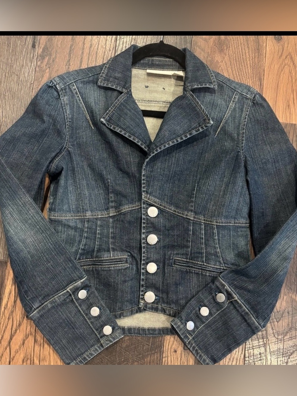 Dkny Blue Jean Jacket Cropped Fitted Design in size Medium